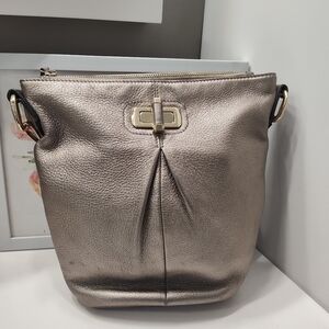 🥳 Vintage Y2K B. Makowsky Genuine Pebble Leather Crossbody Bag, Gold Shimmer